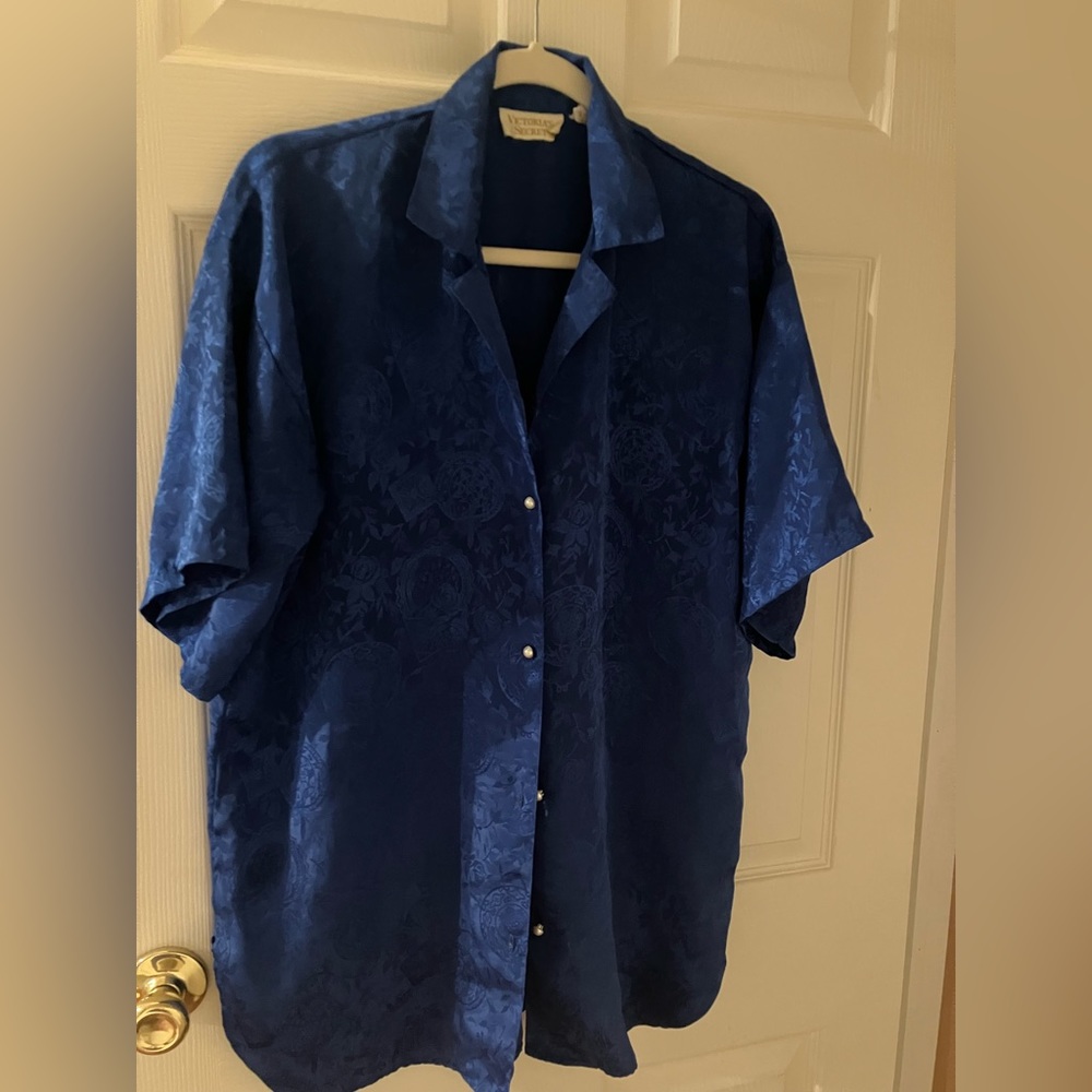 Victoria’s Secret Sleepshirt